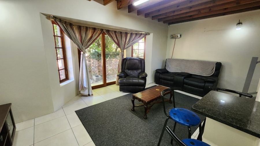 4 Bedroom Property for Sale in Heatherlands Western Cape